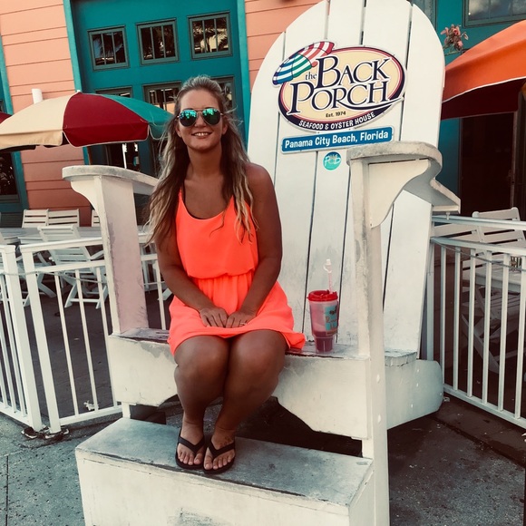 Meet your Posher, Rachel - Picture 4 of 8